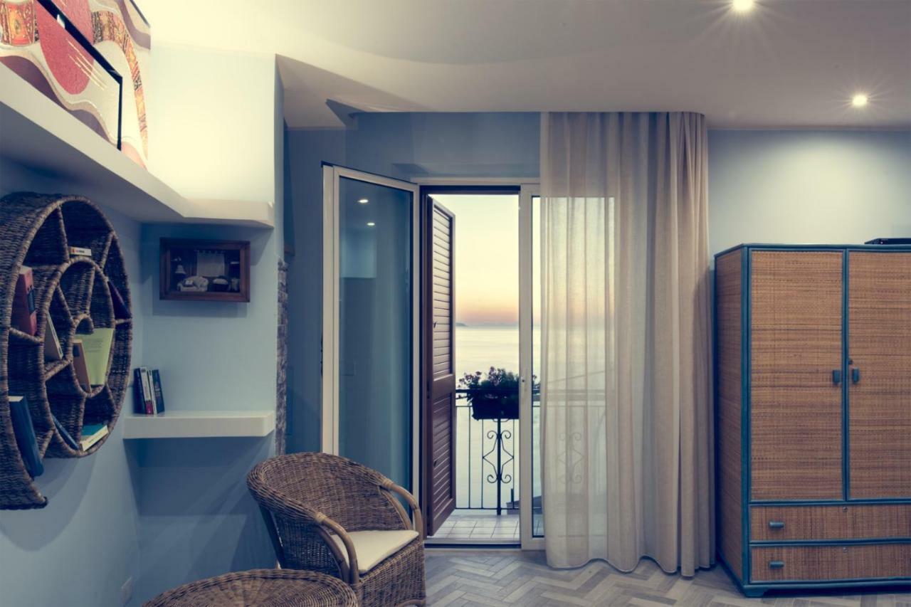 B&B Sunshine Scilla Exterior foto