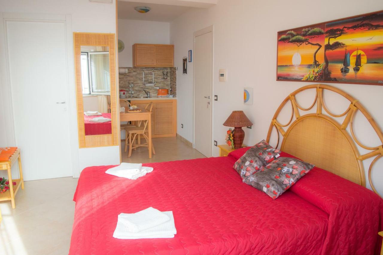 B&B Sunshine Scilla Exterior foto